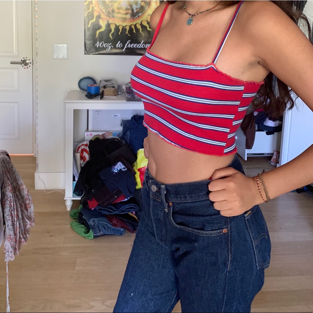 Red stripped crop tank top